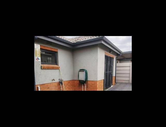 3 BEDROOM HOUSE FOR SALE IN ALBERTSDAL